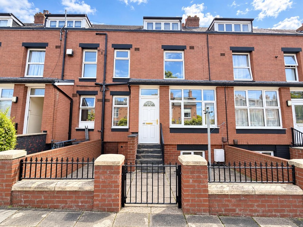 2 Bed Terraced House | Leeds