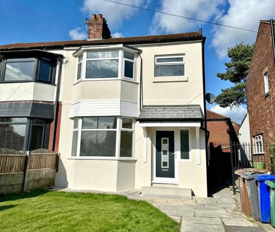 3 Bed Semi-Detached House | Manchester