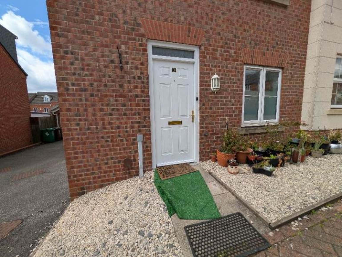 4 Bed Town House | Nottingham